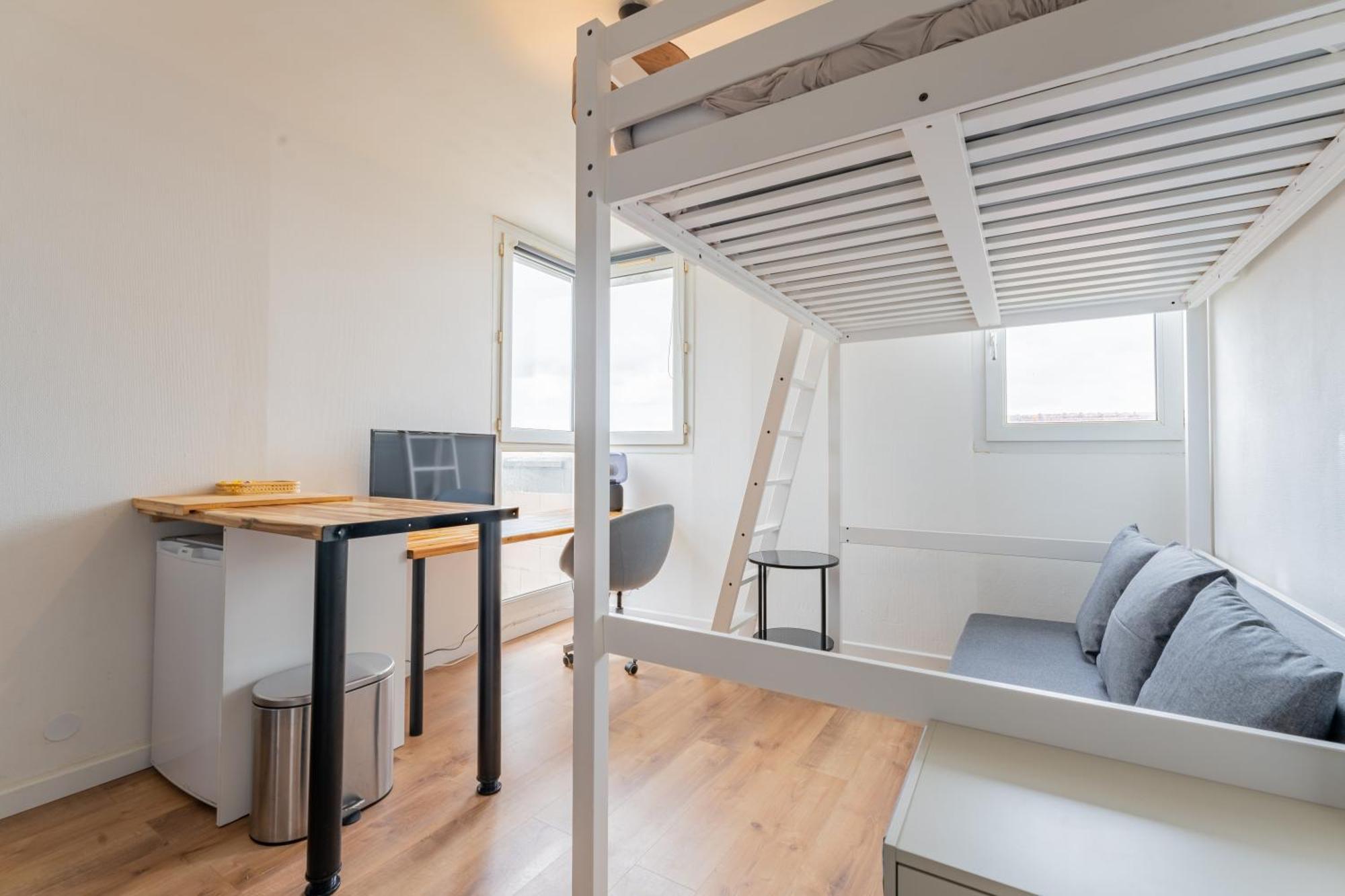 Apartament Charlemagne - Studio Confortable Avec Parking Gratuit - Quelques Pas De La Gare, Cuisine, Wifi Arras Zewnętrze zdjęcie