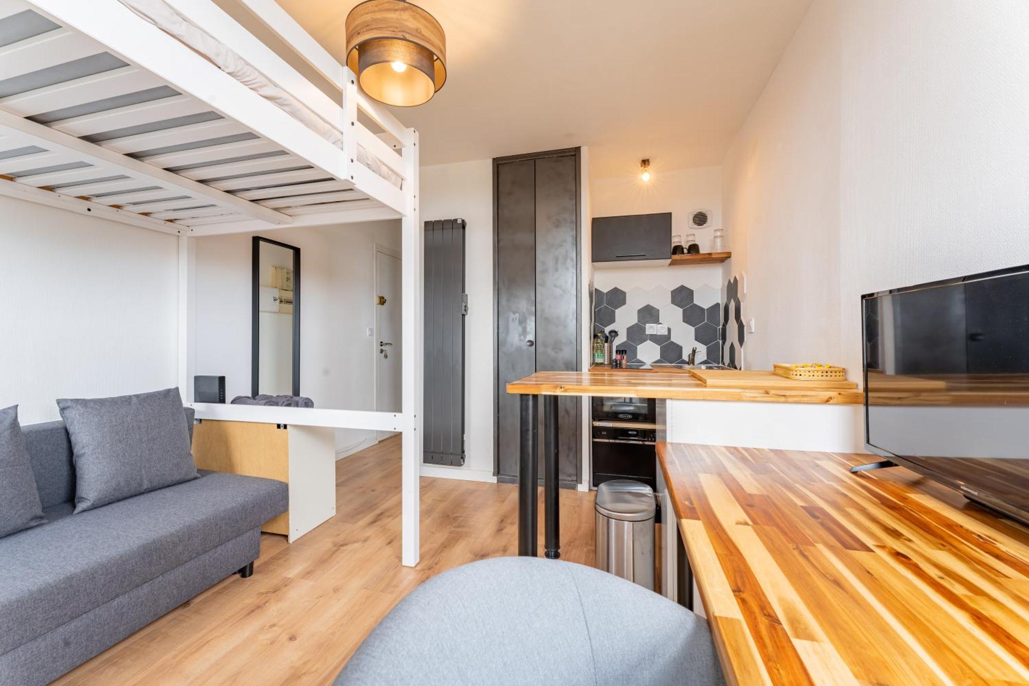 Apartament Charlemagne - Studio Confortable Avec Parking Gratuit - Quelques Pas De La Gare, Cuisine, Wifi Arras Zewnętrze zdjęcie