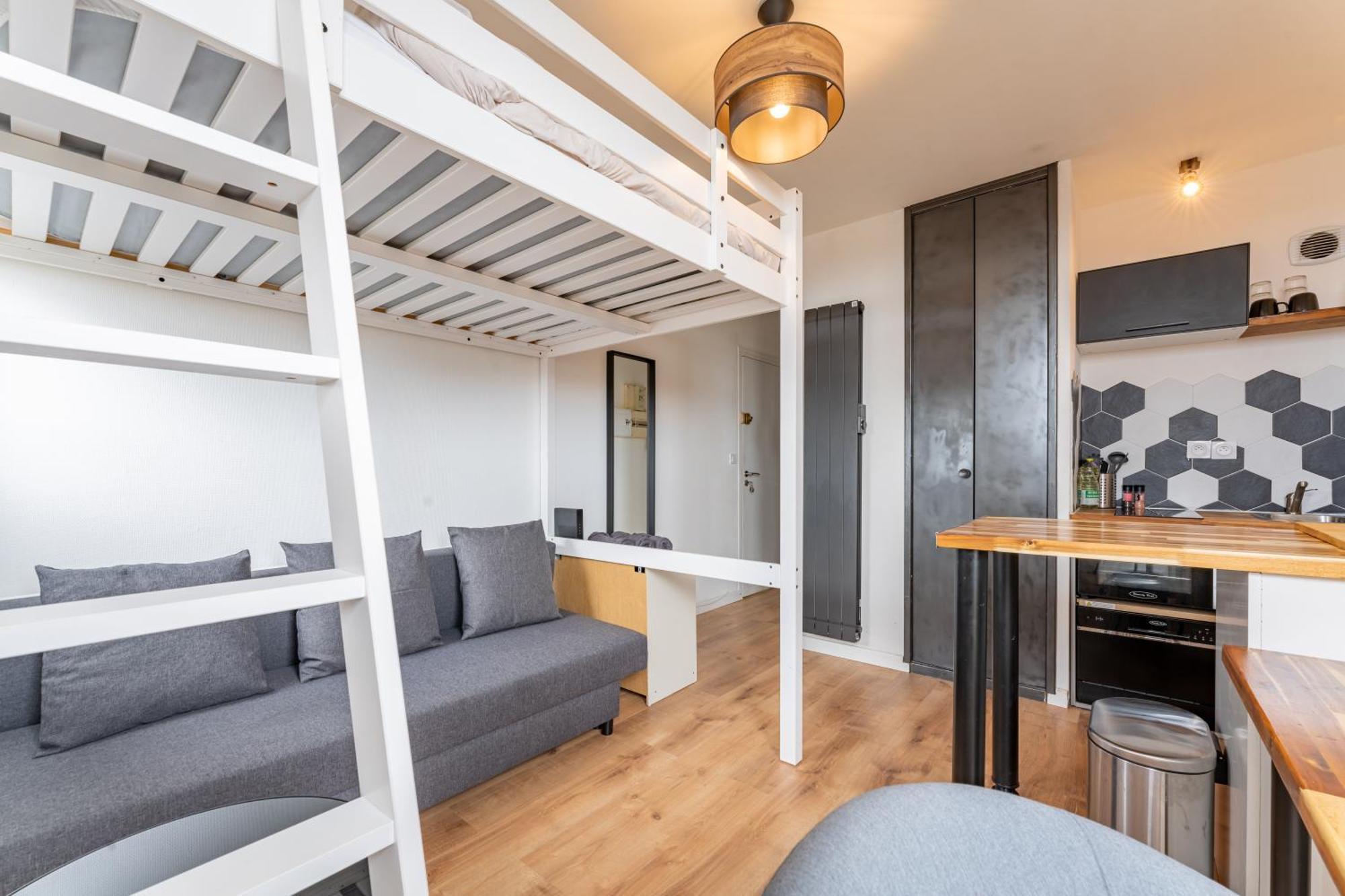 Apartament Charlemagne - Studio Confortable Avec Parking Gratuit - Quelques Pas De La Gare, Cuisine, Wifi Arras Zewnętrze zdjęcie